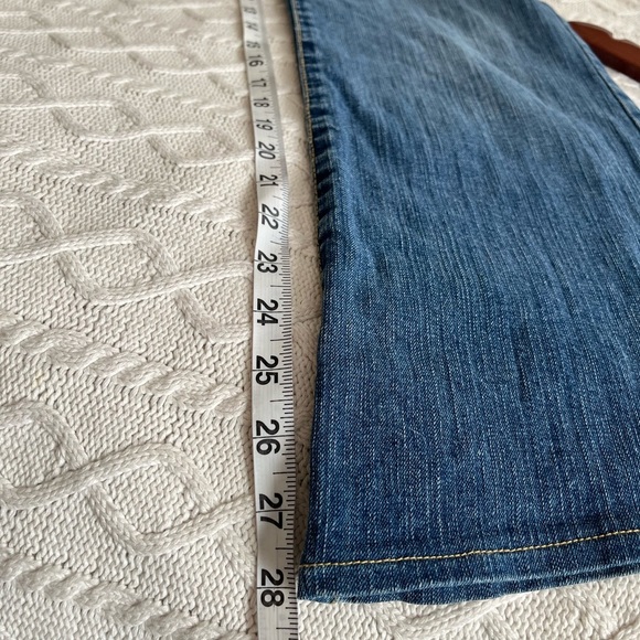 Grane Juniors Medium Wash Boot Cut Jeans Size 9 - Picture 15 of 16